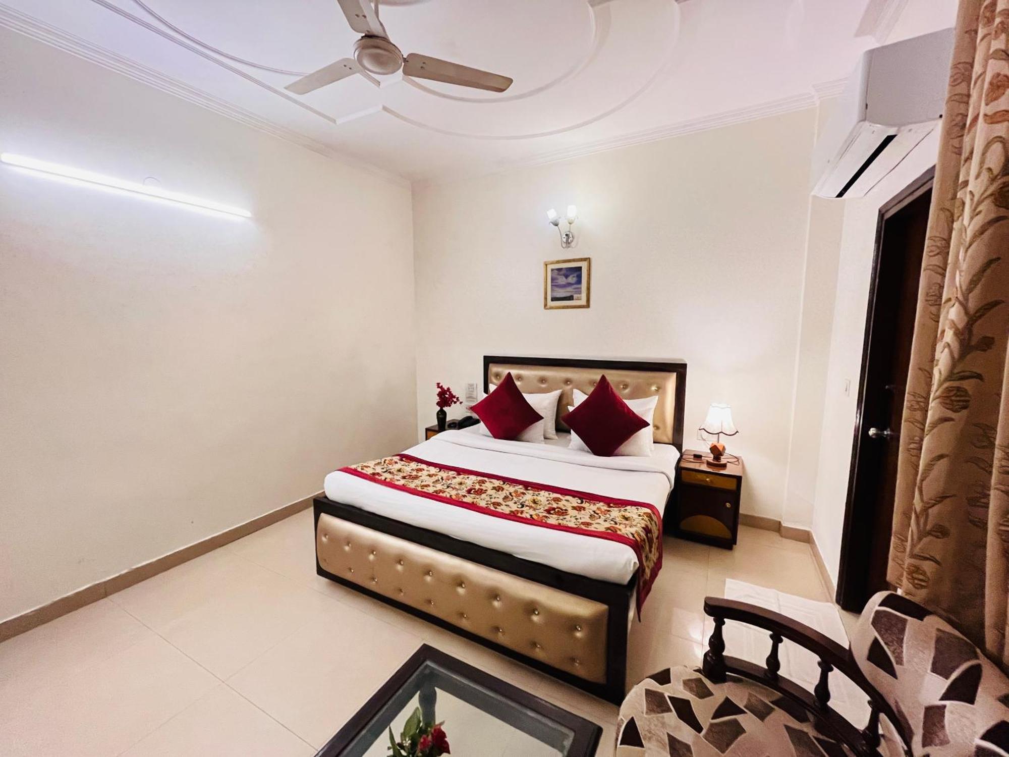 Hotel Paras - Karol Bagh Delhi Exterior foto